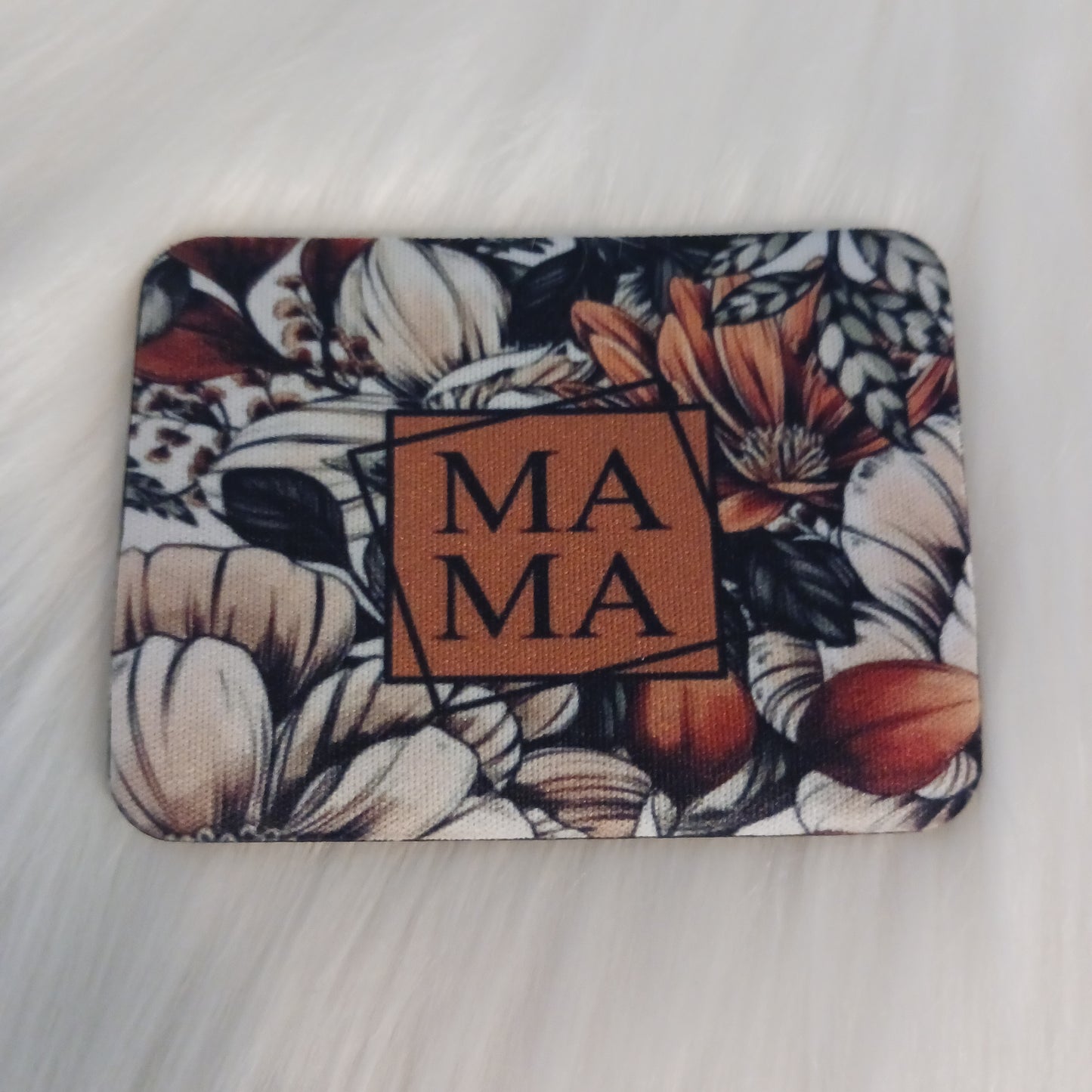 Mama flowers magnet