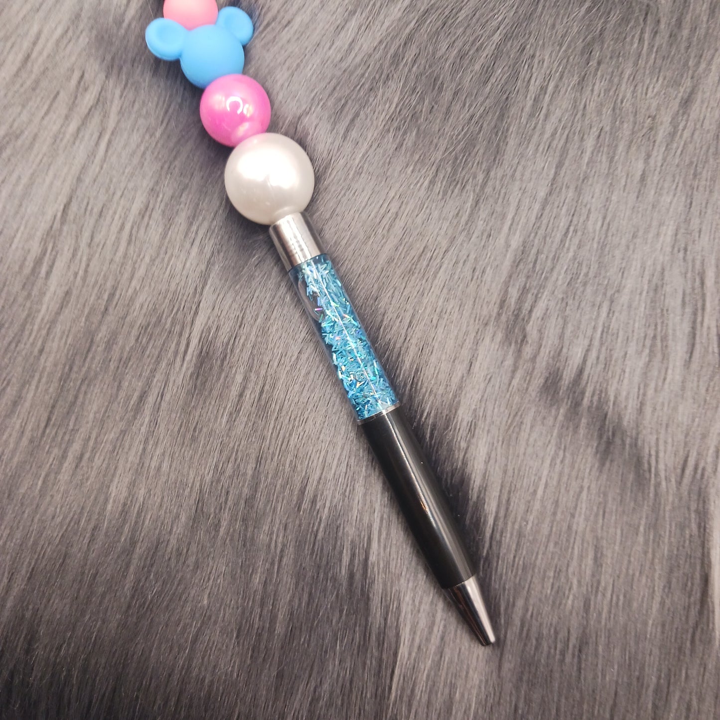 Blue mouse beaded snowglobe pen
