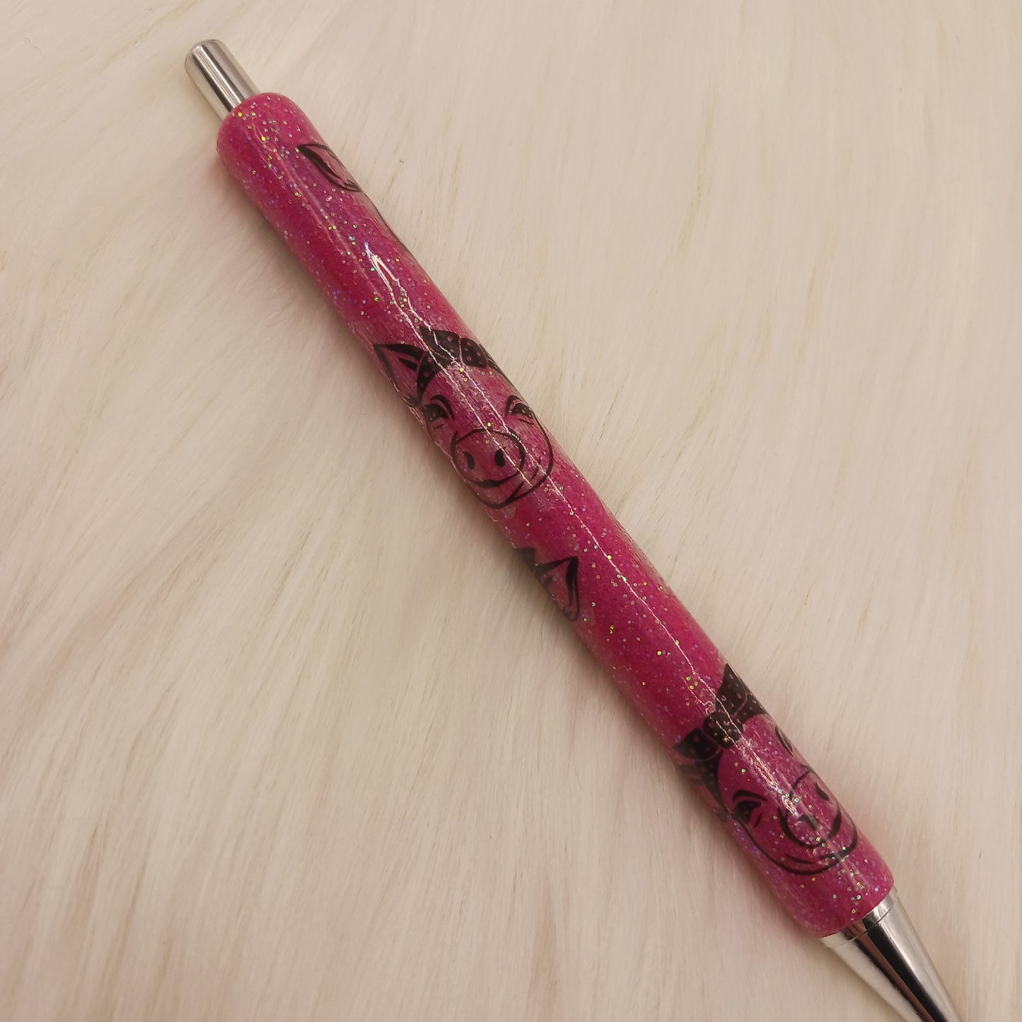 Pink glitter piggy epoxy pen