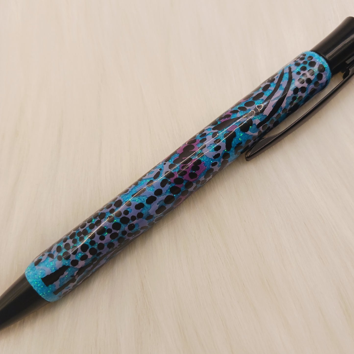 Blue glitter epoxy pen