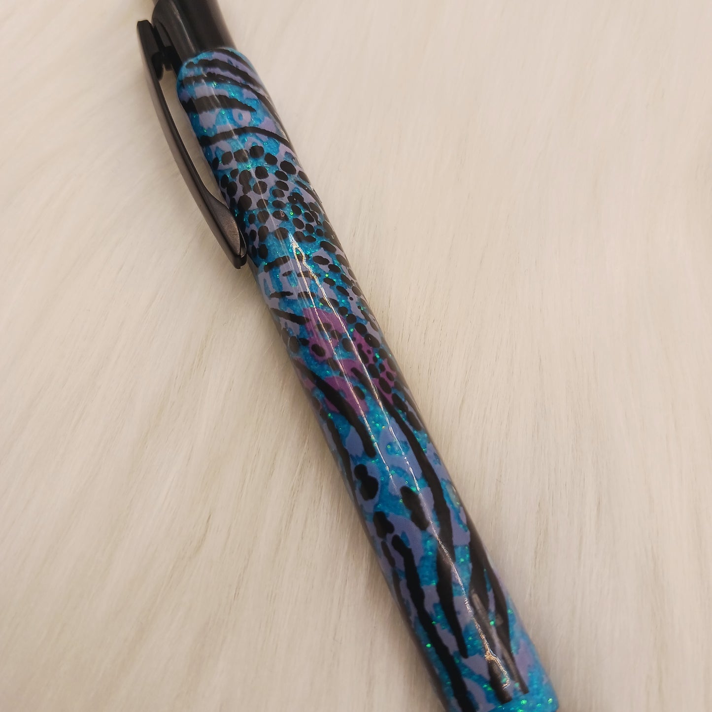 Blue glitter epoxy pen