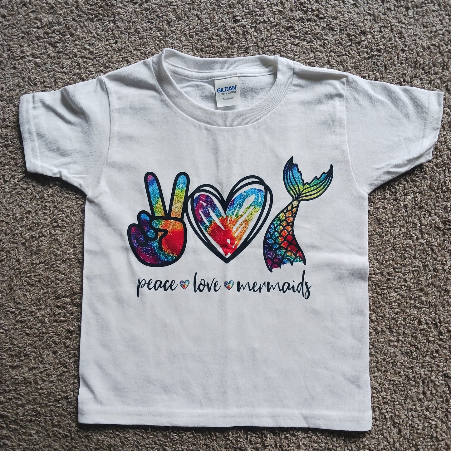 Peace love mermaids toddler Tshirt