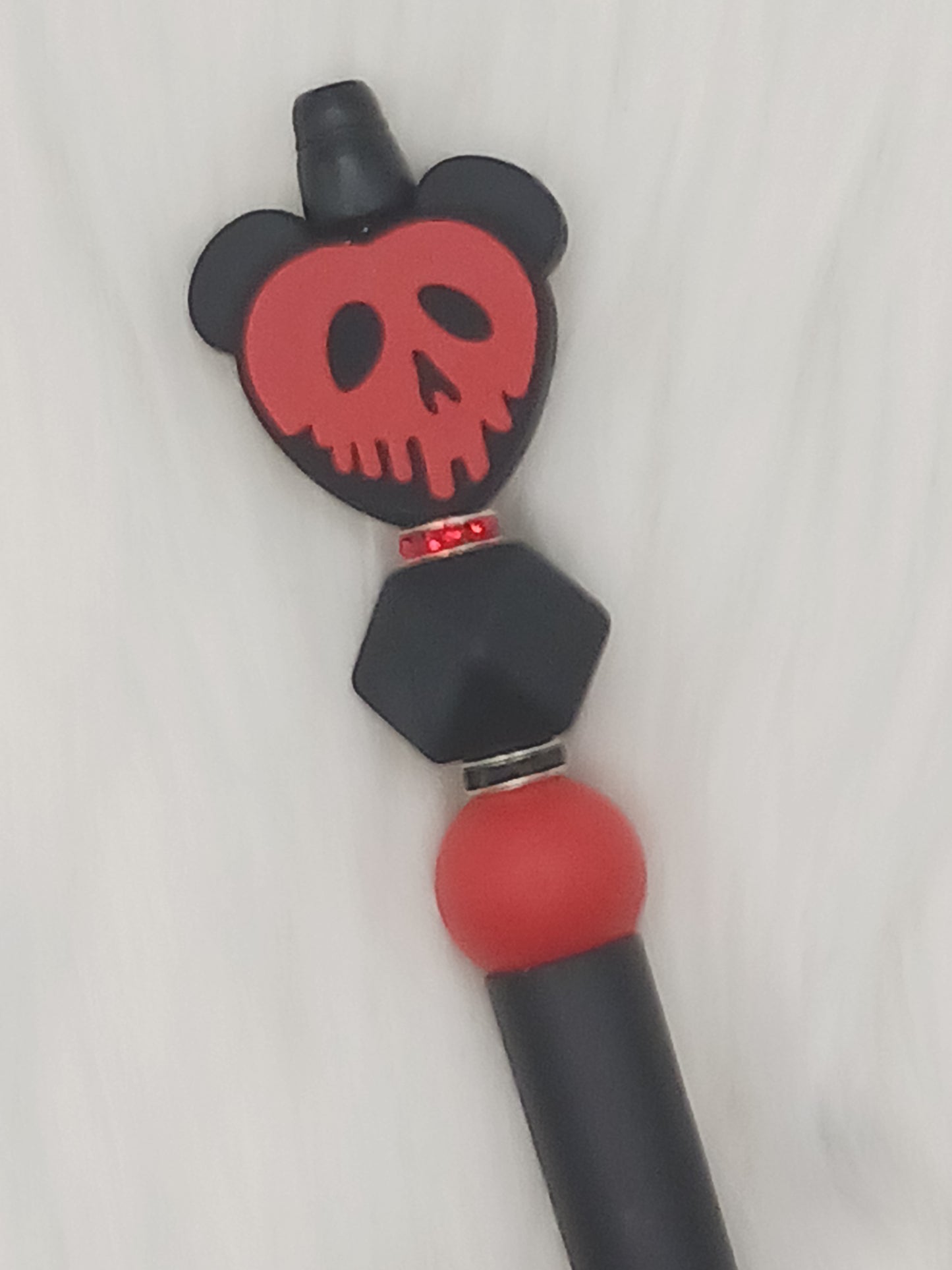 Black and red Halloween mouse beaded pen