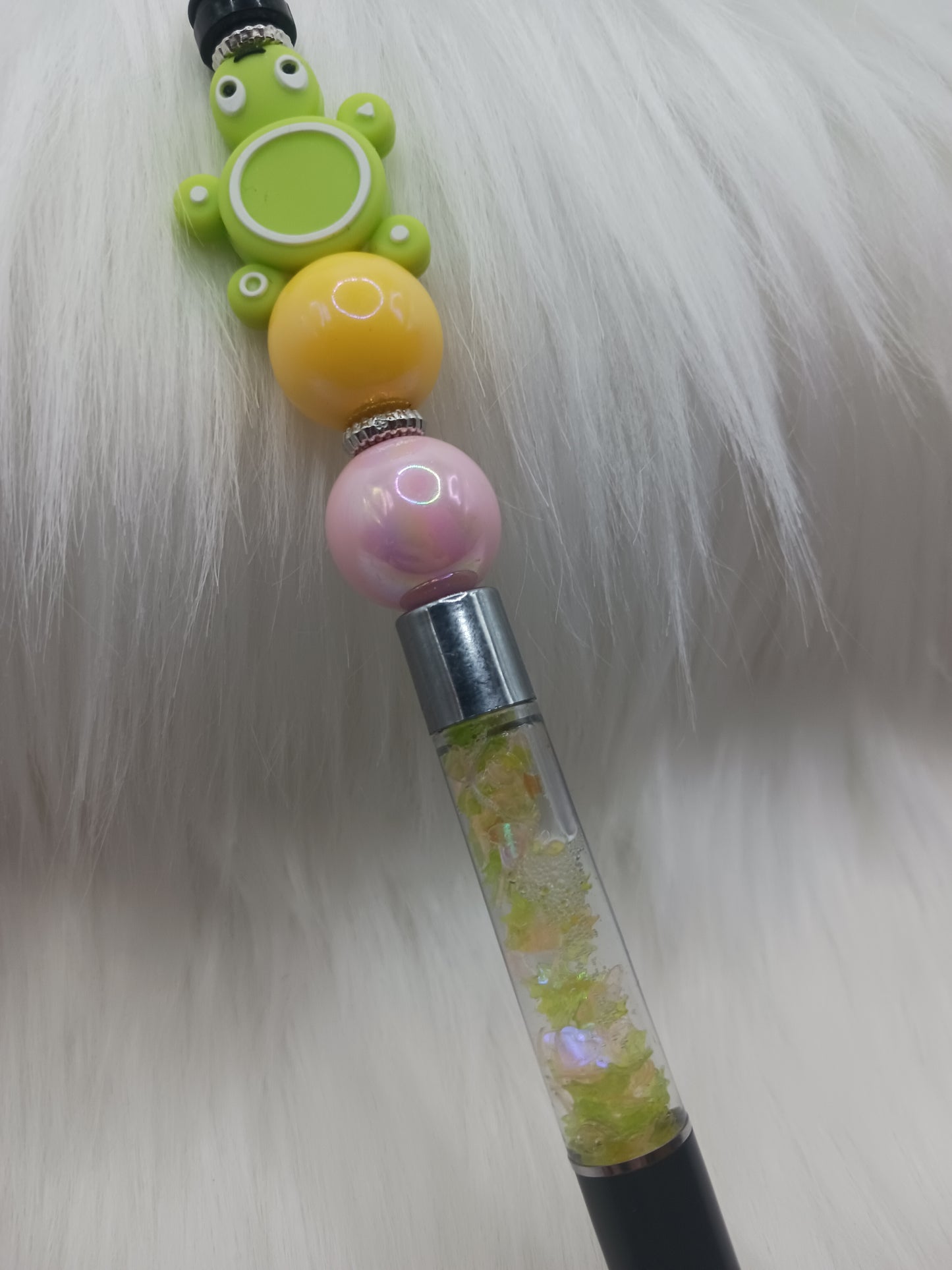 Silicone beaded turtle snow globe pen