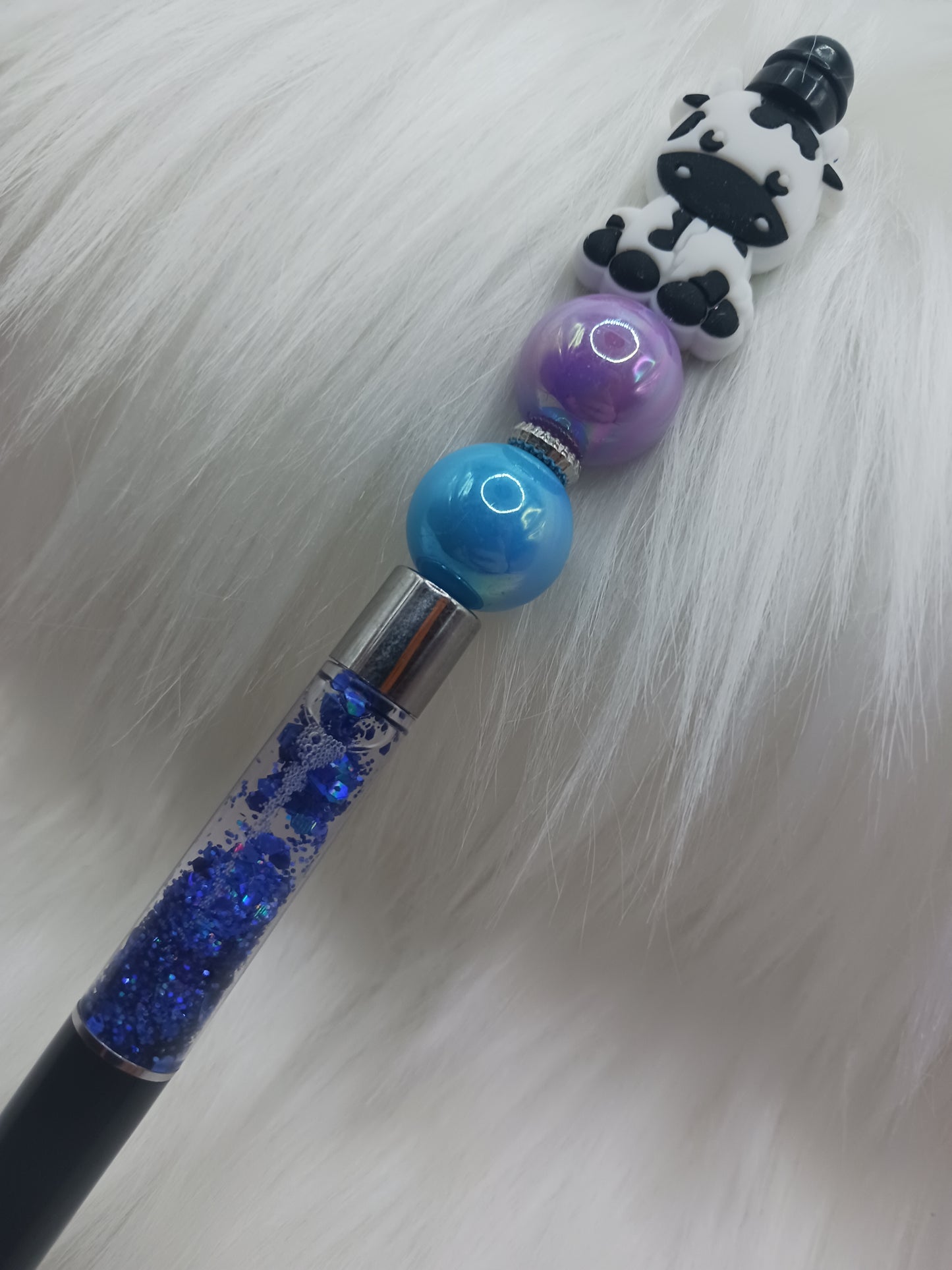 Silicone beaded cow snow globe pen