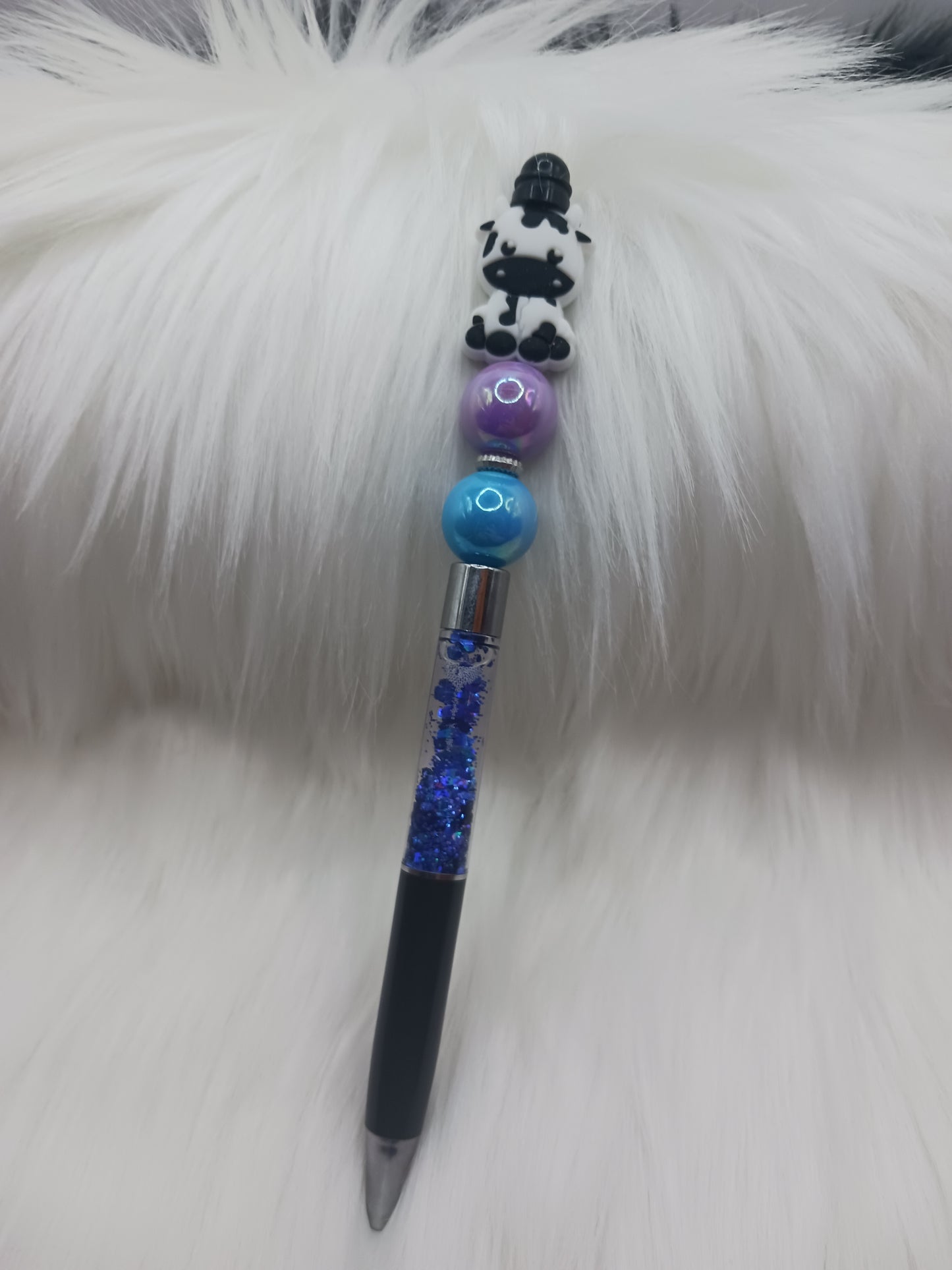 Silicone beaded cow snow globe pen