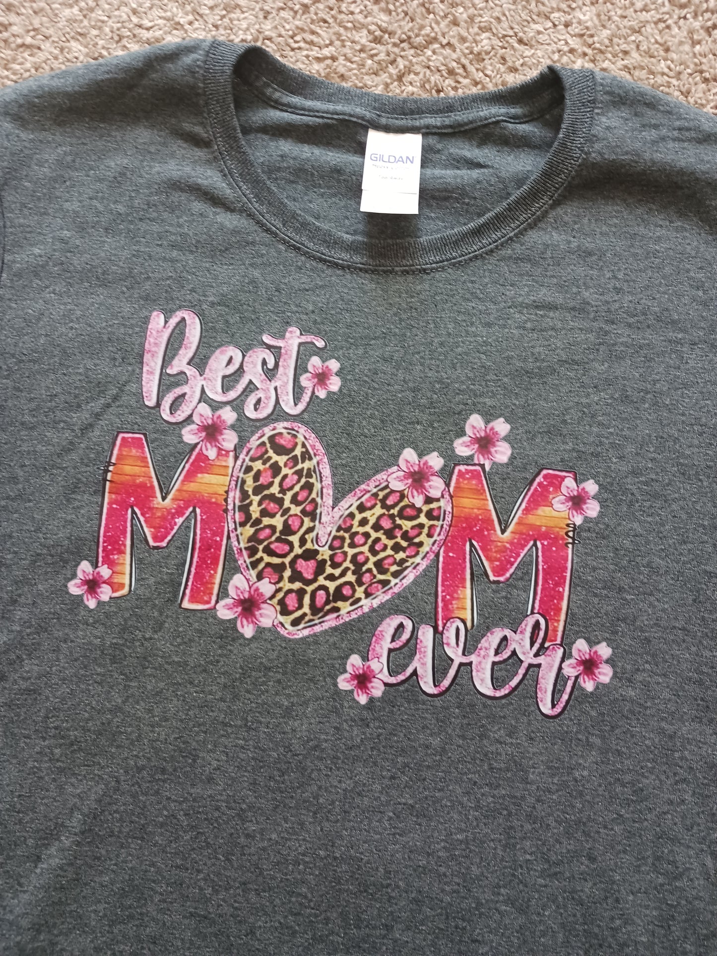 Best mom ever ladies Tshirt