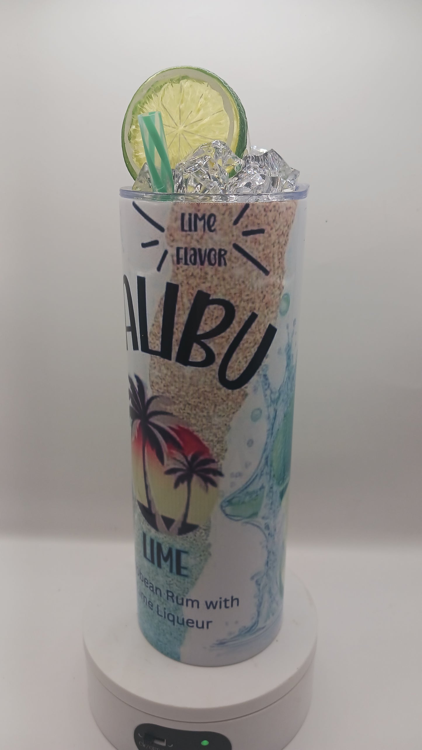 Lime rum with ice topper 20 oz tumbler