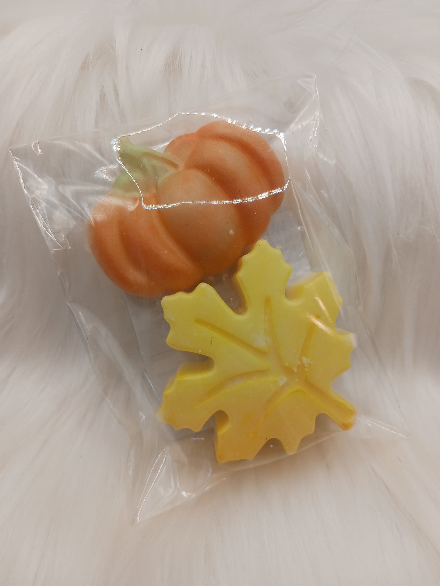 Fall shaped 2 pack soy wax melts