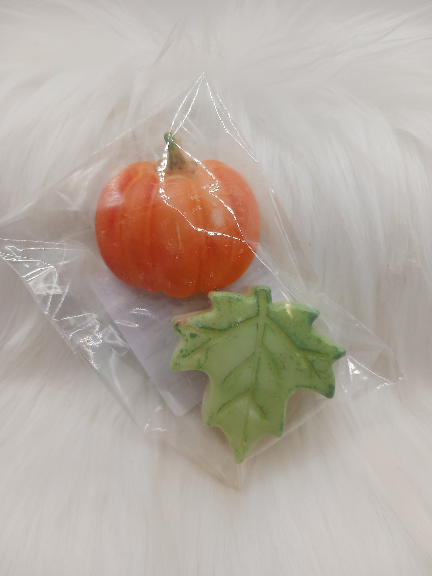 Fall shaped 2 pack soy wax melts