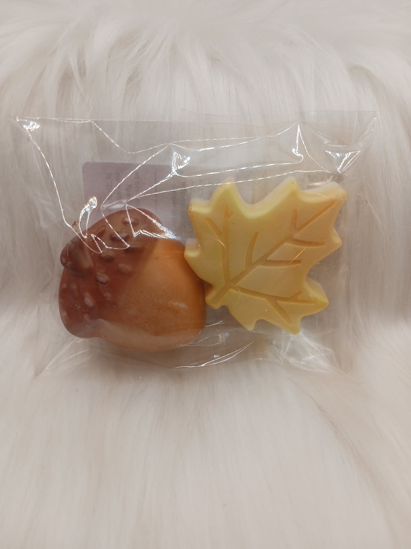 Fall shaped 2 pack soy wax melts