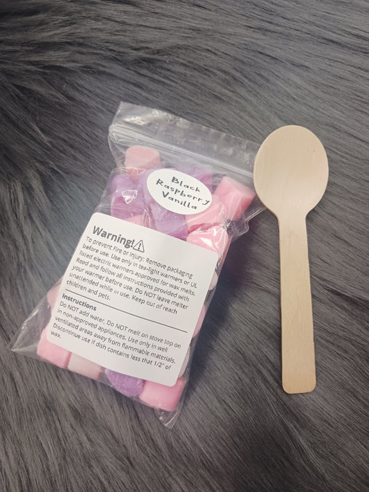 2.5 oz heart shaped bag of soy wax melts