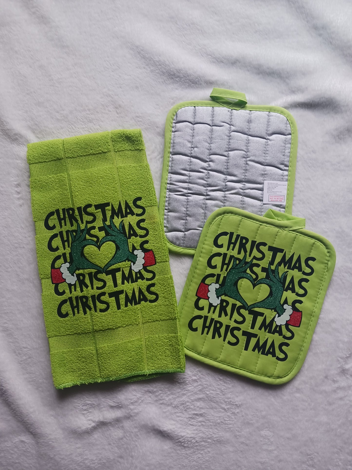 Kitchen towel and 2 pot holder Christmas sets