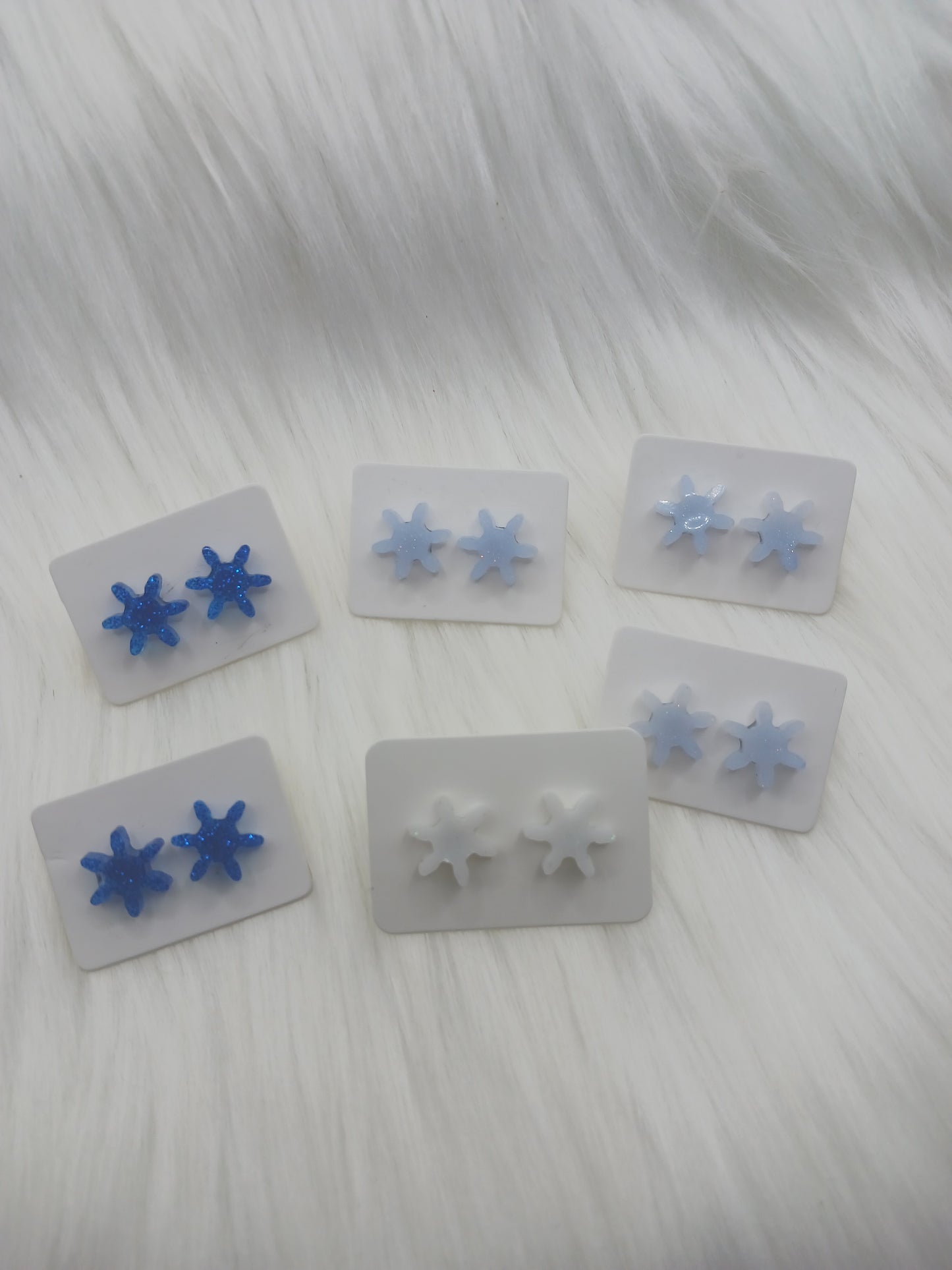 Snowflake stud earrings