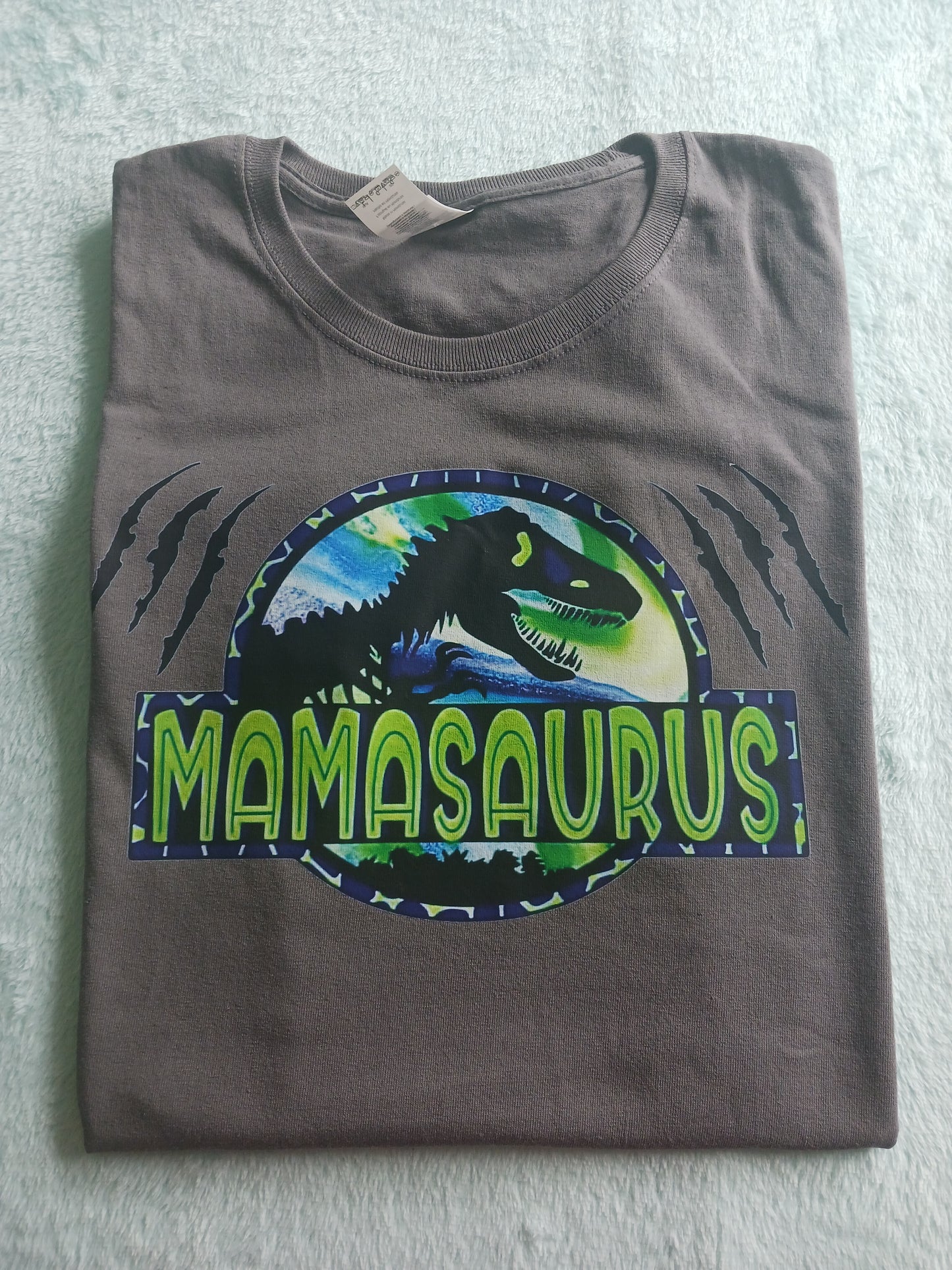 Mamasaurus tshirt