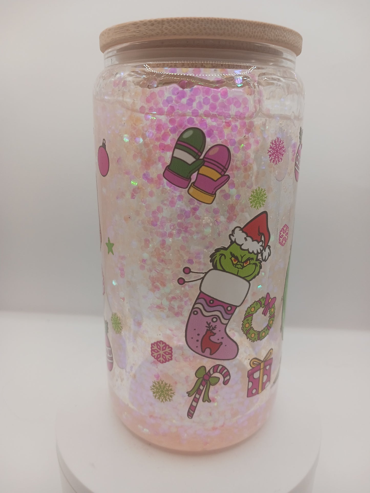 16 oz Pink and green Christmas snowglobe tumbler