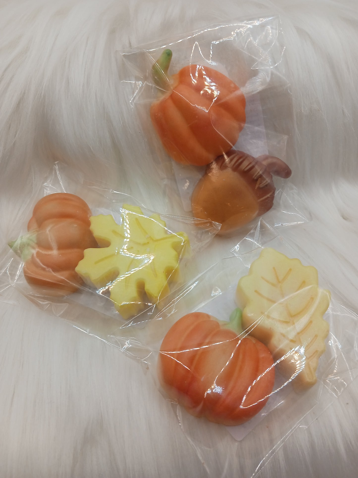 Fall shaped 2 pack soy wax melts