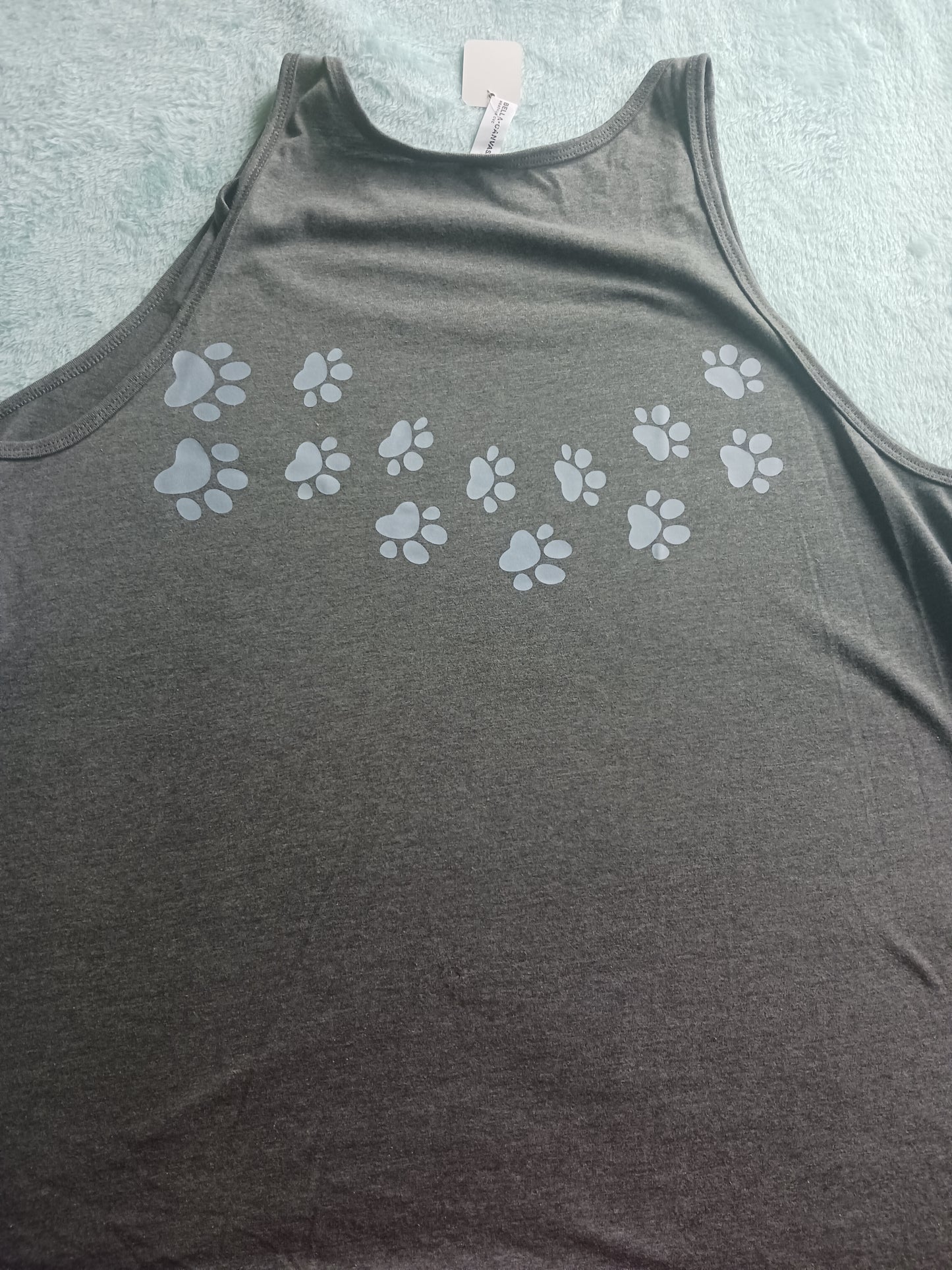 Love pawprints tank top