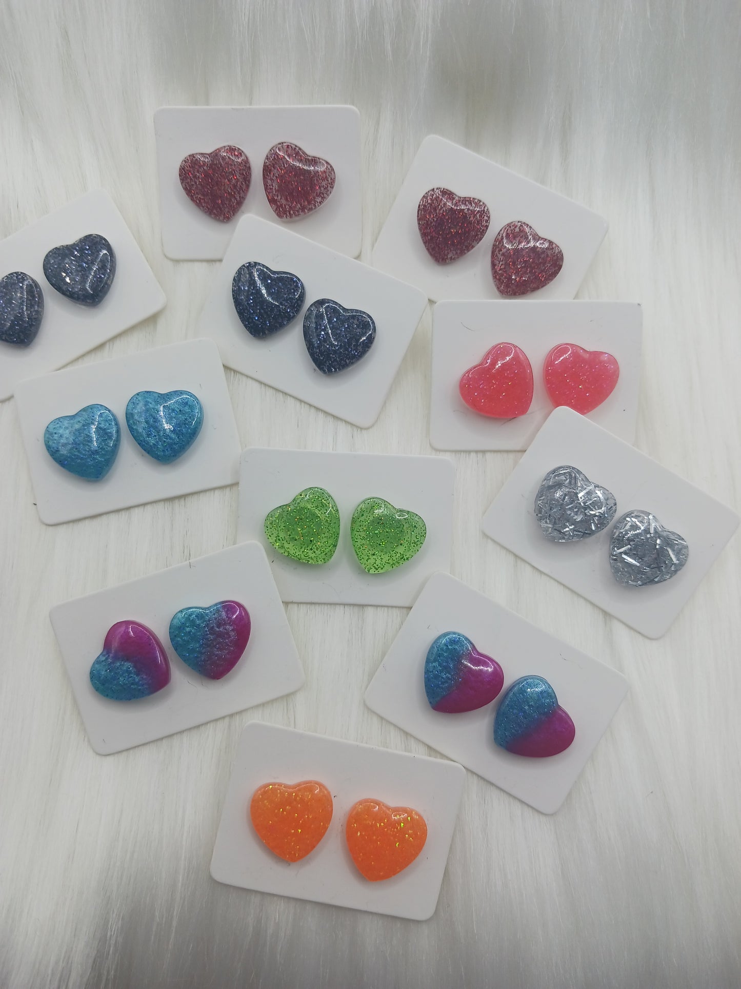 Heart solid stud earrings