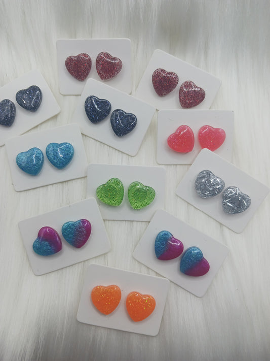 Heart solid stud earrings