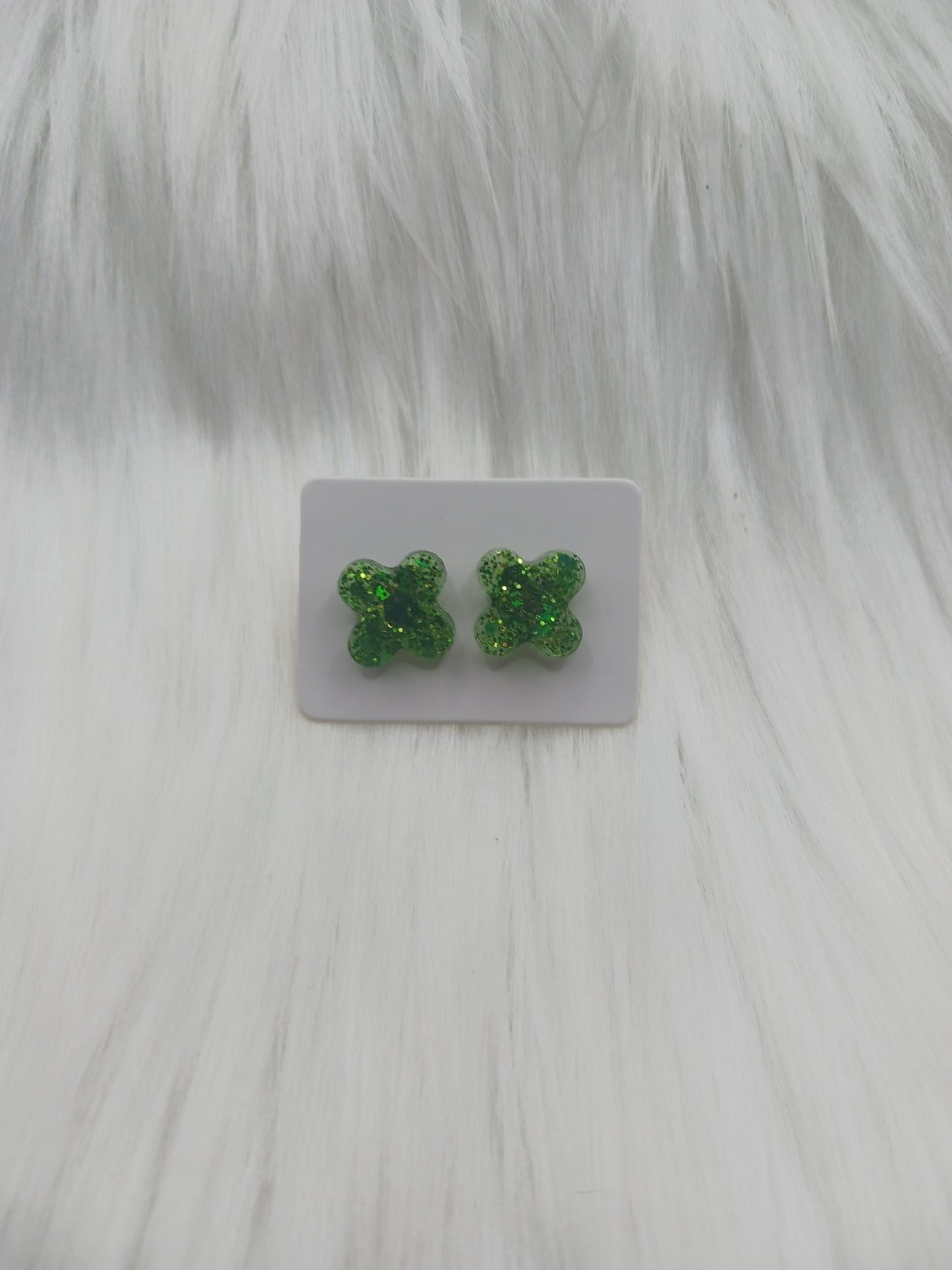 X shape stud earrings