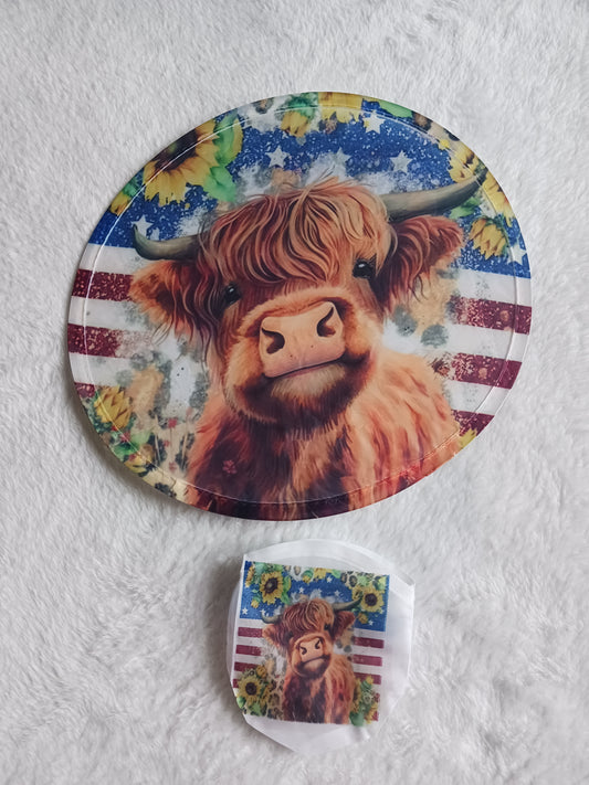 Highland cow flying disc