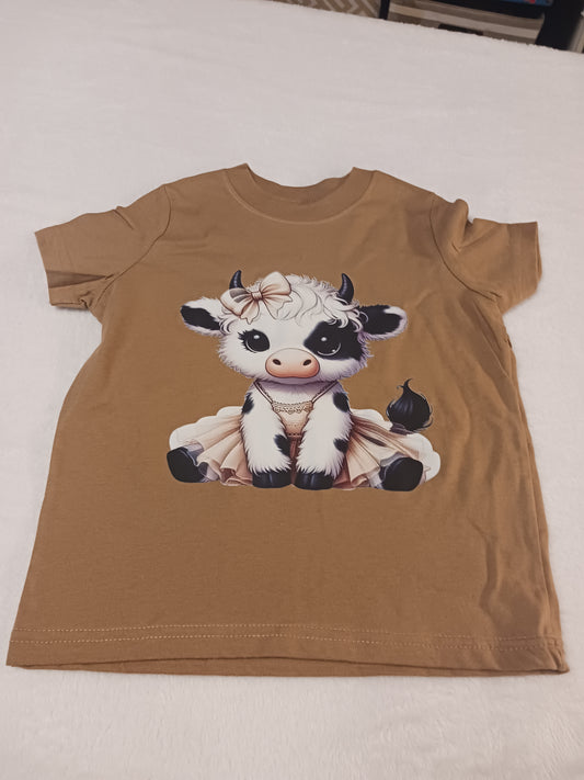 Pretty girl cow toddler Tshirt