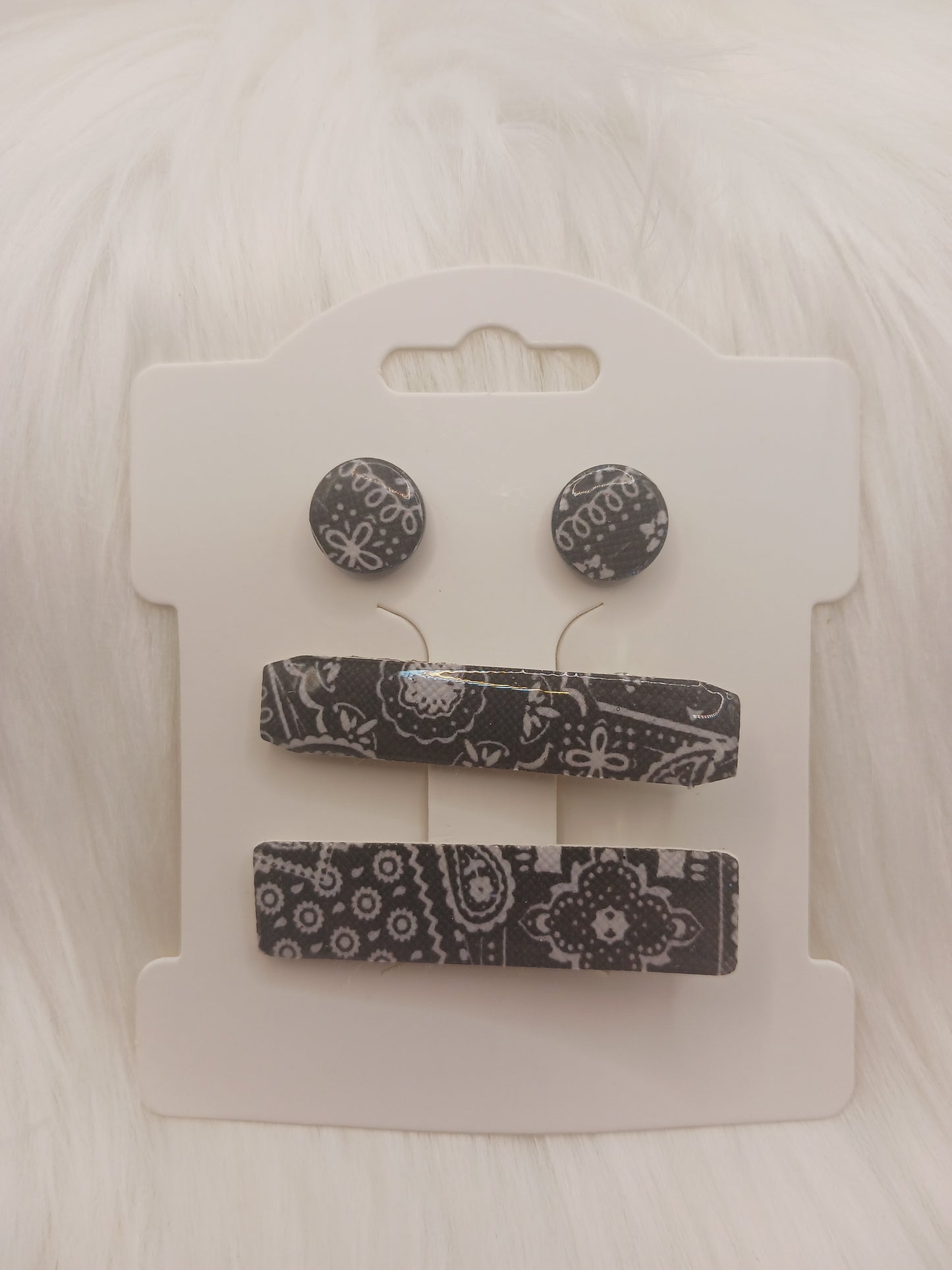 Hair clips with matching earrings