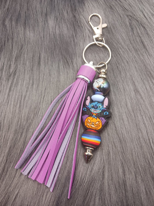 Blue alien Halloween beaded keychain