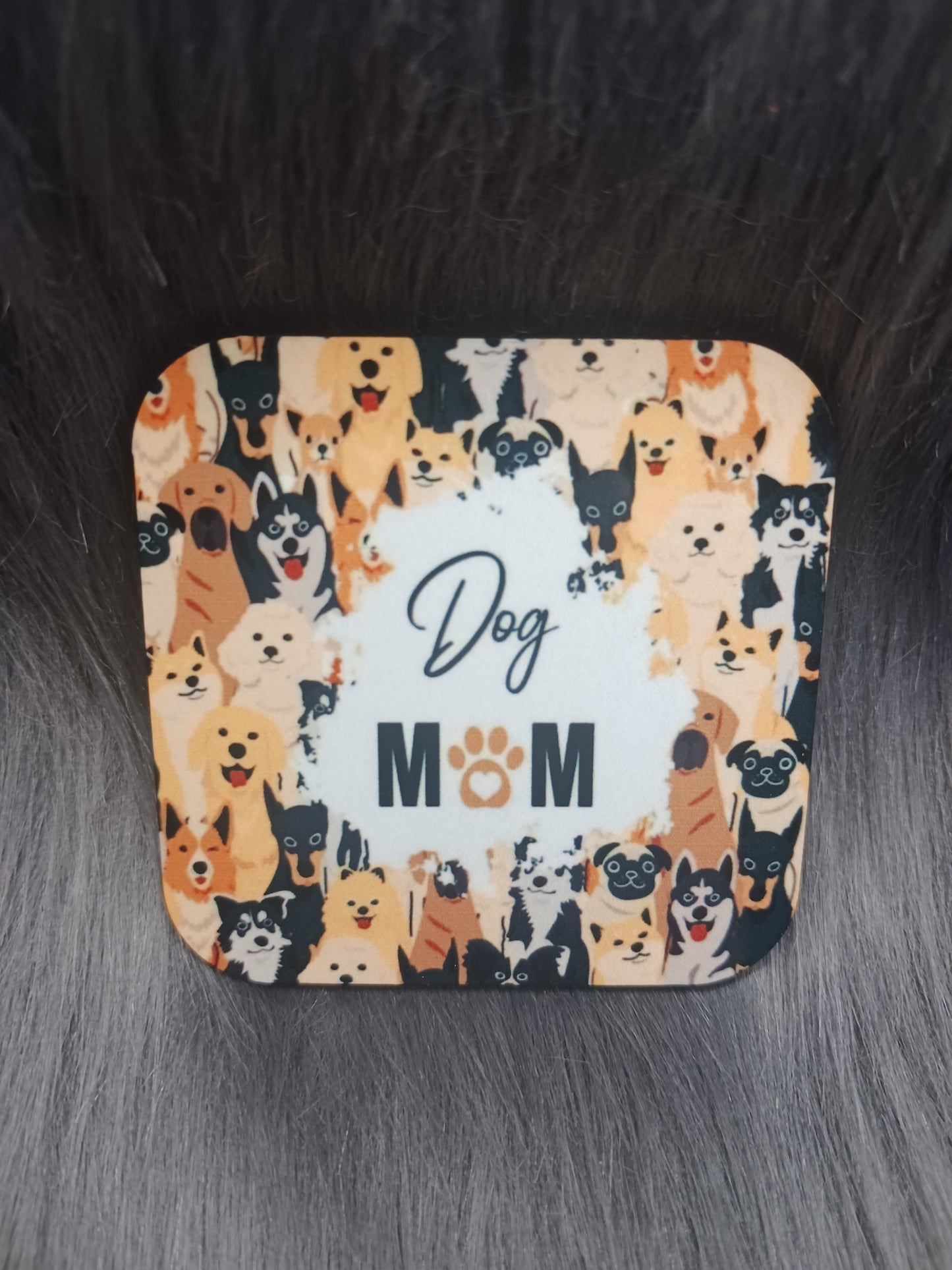 Dog Mom magnet